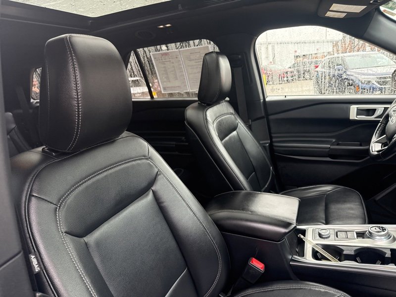 Used 2020 Ford Explorer XLT w/ Equipment Group 202A image 18