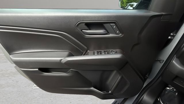 Used 2026 Chevrolet Colorado Trail Boss AWD/4WD image 17