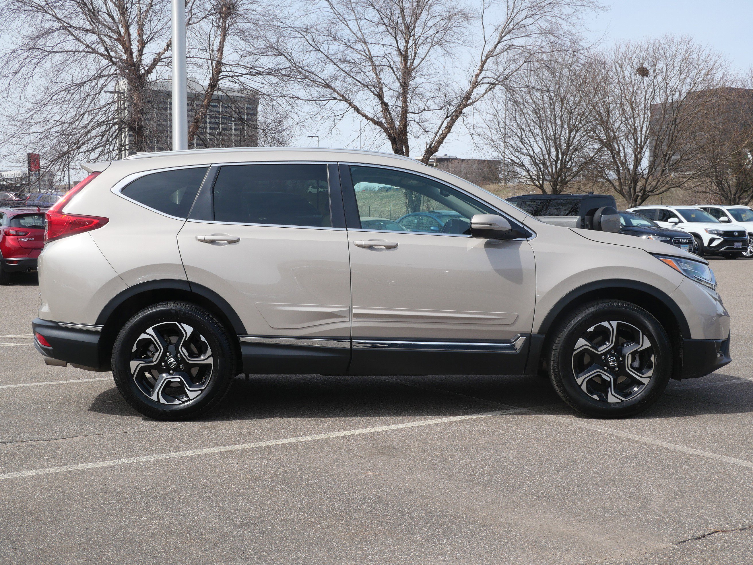 Used 2018 Honda CR-V Touring image 6