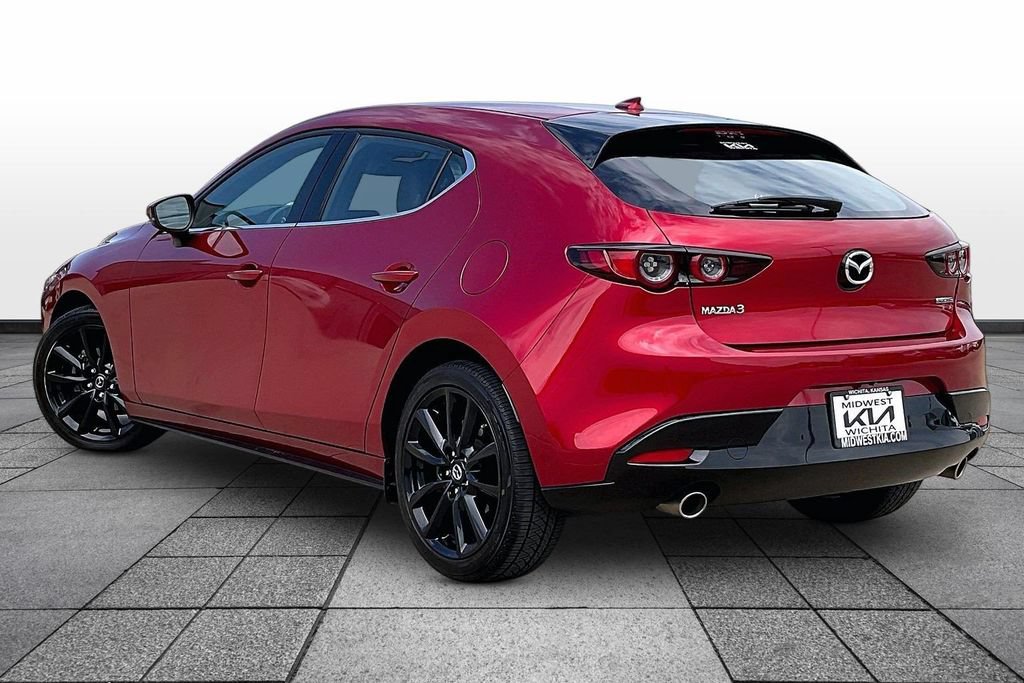 Used 2020 MAZDA MAZDA3 Hatchback w/ Premium Package FWD image 12