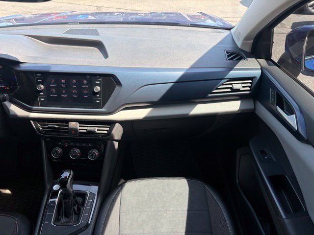 Used 2023 Volkswagen Taos SE w/ Panoramic Sunroof Package FWD image 22