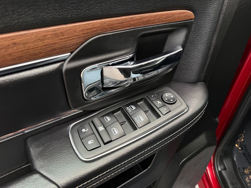 Used 2013 RAM 1500 Laramie w/ Convenience Group image 40