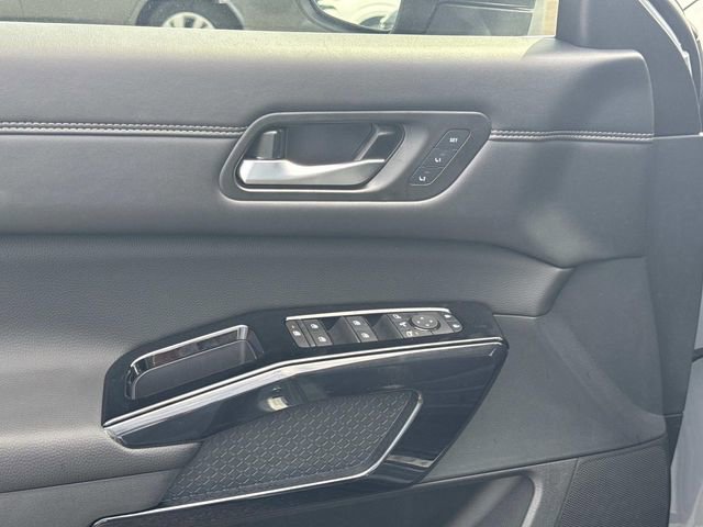 New 2026 Nissan Pathfinder Platinum image 25