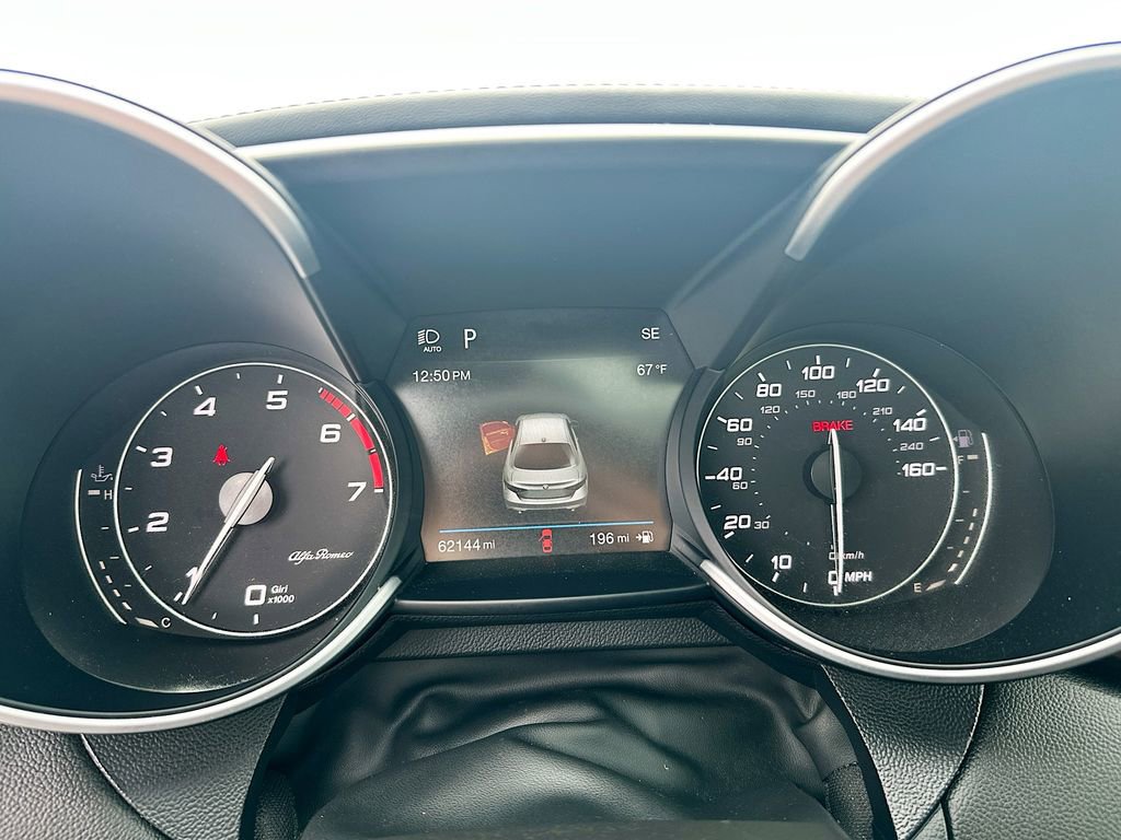 Used 2019 Alfa Romeo Giulia Ti image 12