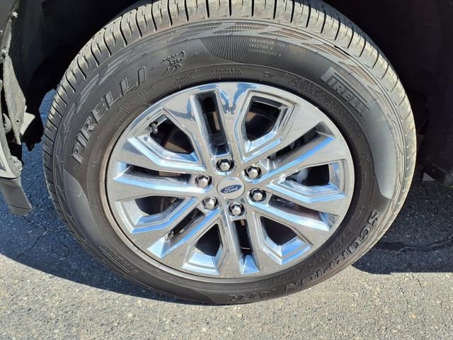 Certified 2024 Ford F150 Lariat w/ Tow/Haul Package AWD/4WD image 10