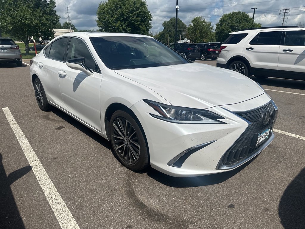 Used 2024 Lexus ES 250 w/ Premium Package