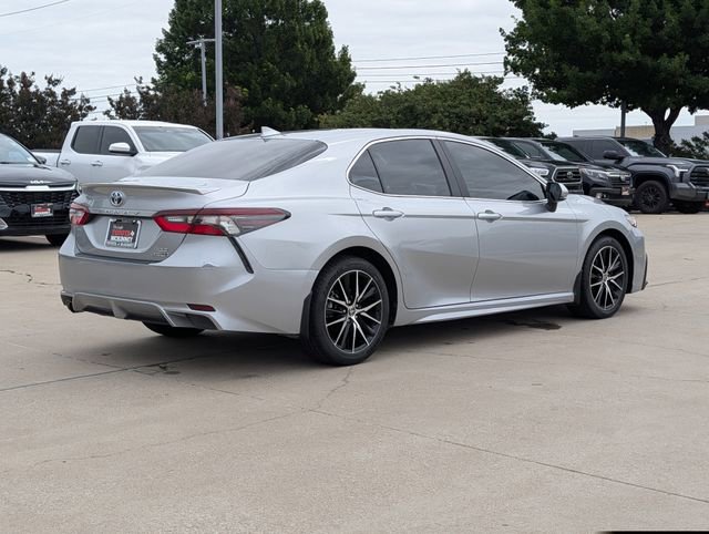Used 2024 Toyota Camry SE w/ Audio Upgrade Package FWD image 6