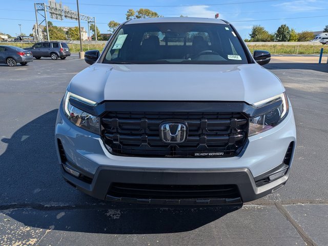 New 2026 Honda Ridgeline Black Edition image 4