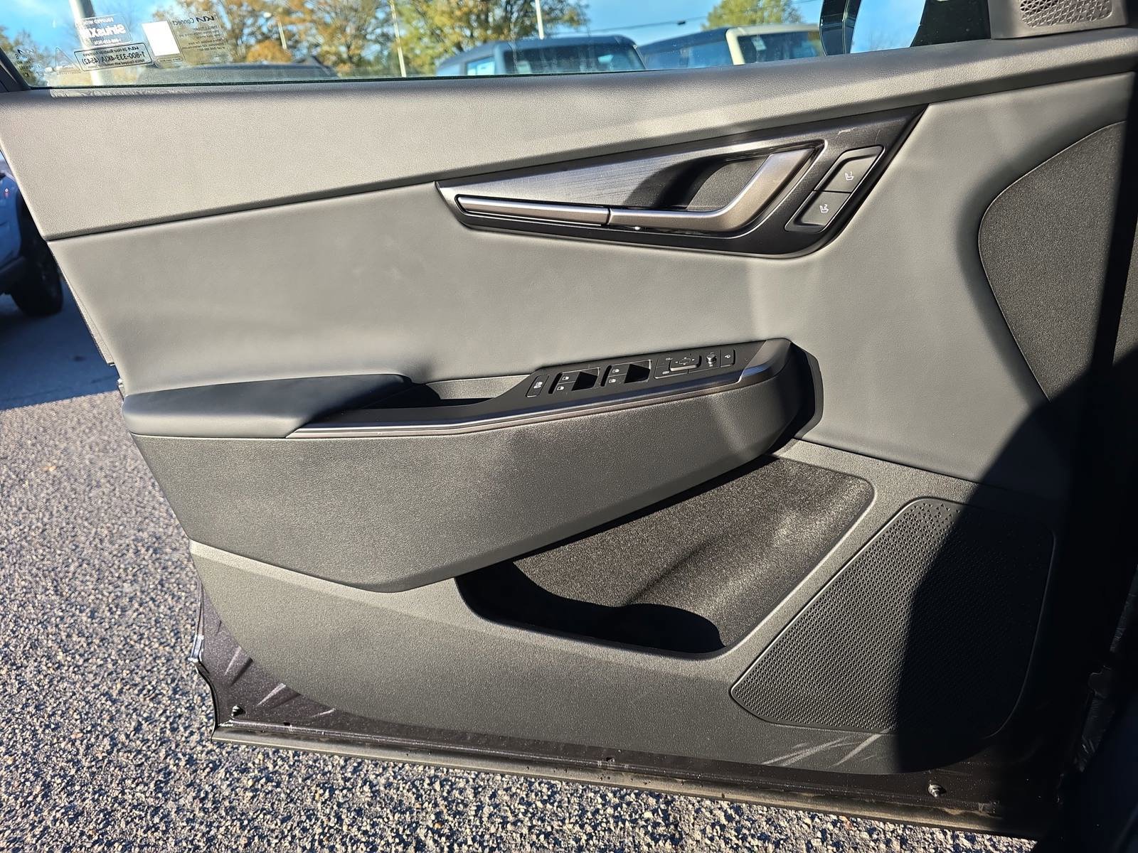 New 2025 Kia EV6 Wind RWD image 28
