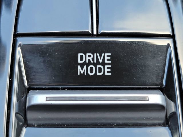 Used 2020 Hyundai Sonata SE w/ Preferred Accessory Package FWD image 5