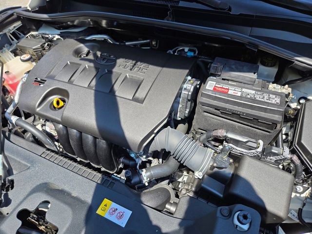 Used 2020 Toyota C-HR XLE FWD image 22