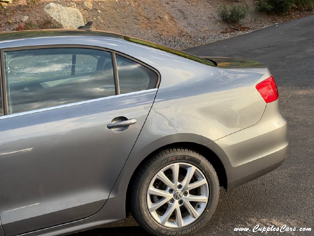Used 2014 Volkswagen Jetta SE FWD image 27