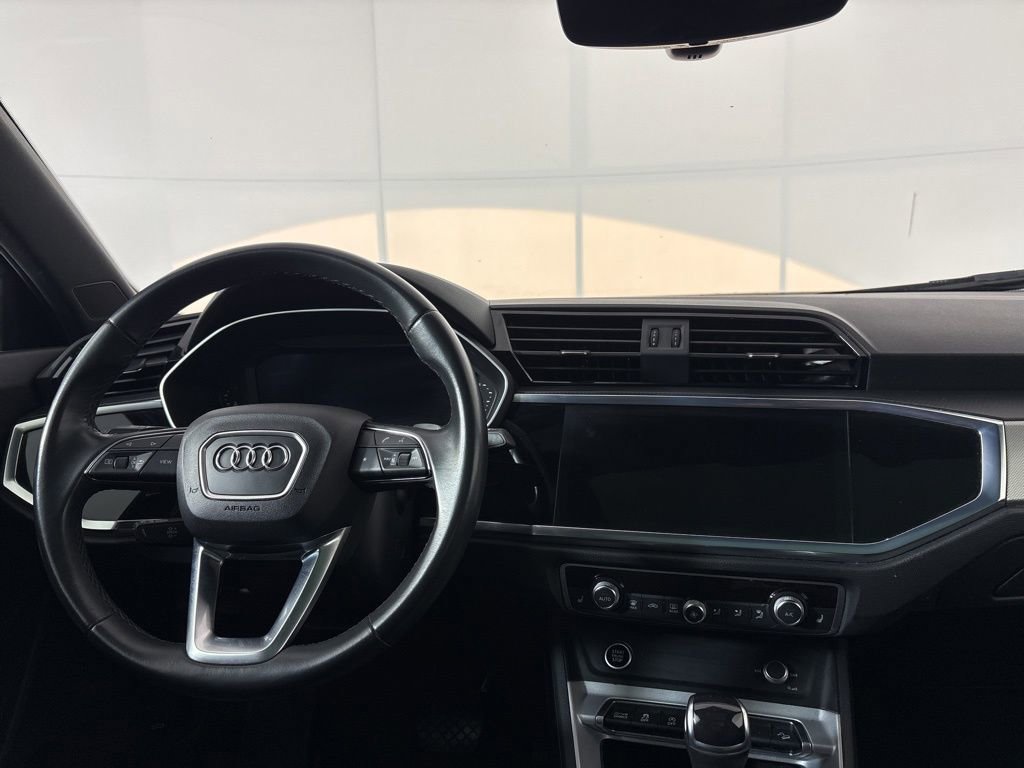 Used 2023 Audi Q3 2.0T Premium AWD/4WD image 22