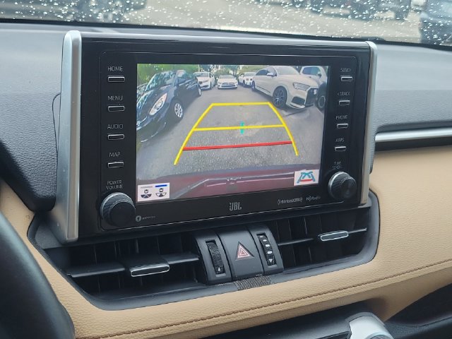 Used 2020 Toyota RAV4 Limited AWD/4WD image 24