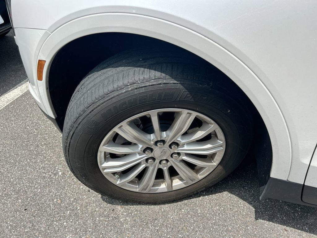Used 2019 Cadillac XT5 FWD image 5