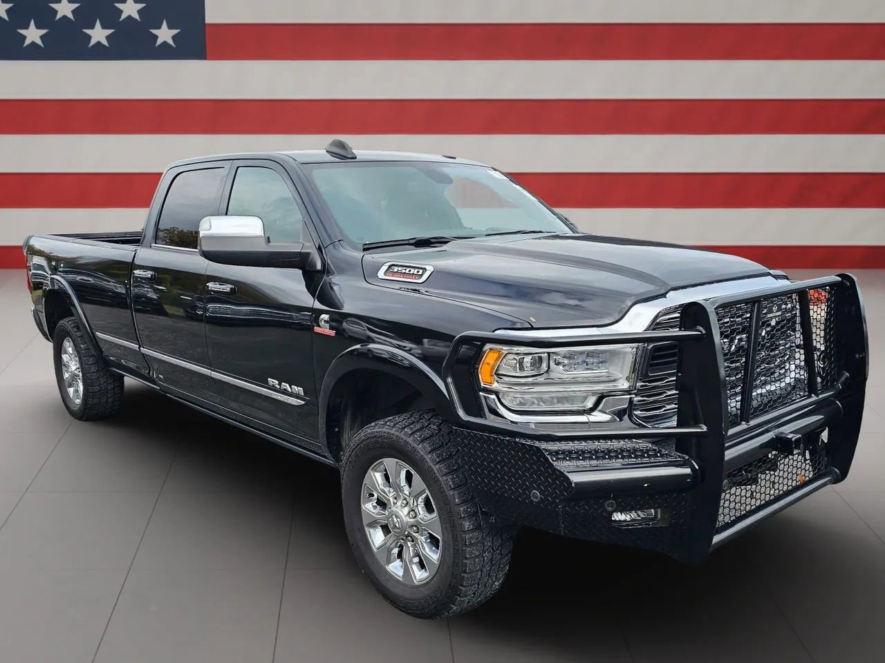 Used 2022 RAM 3500 Limited image 1