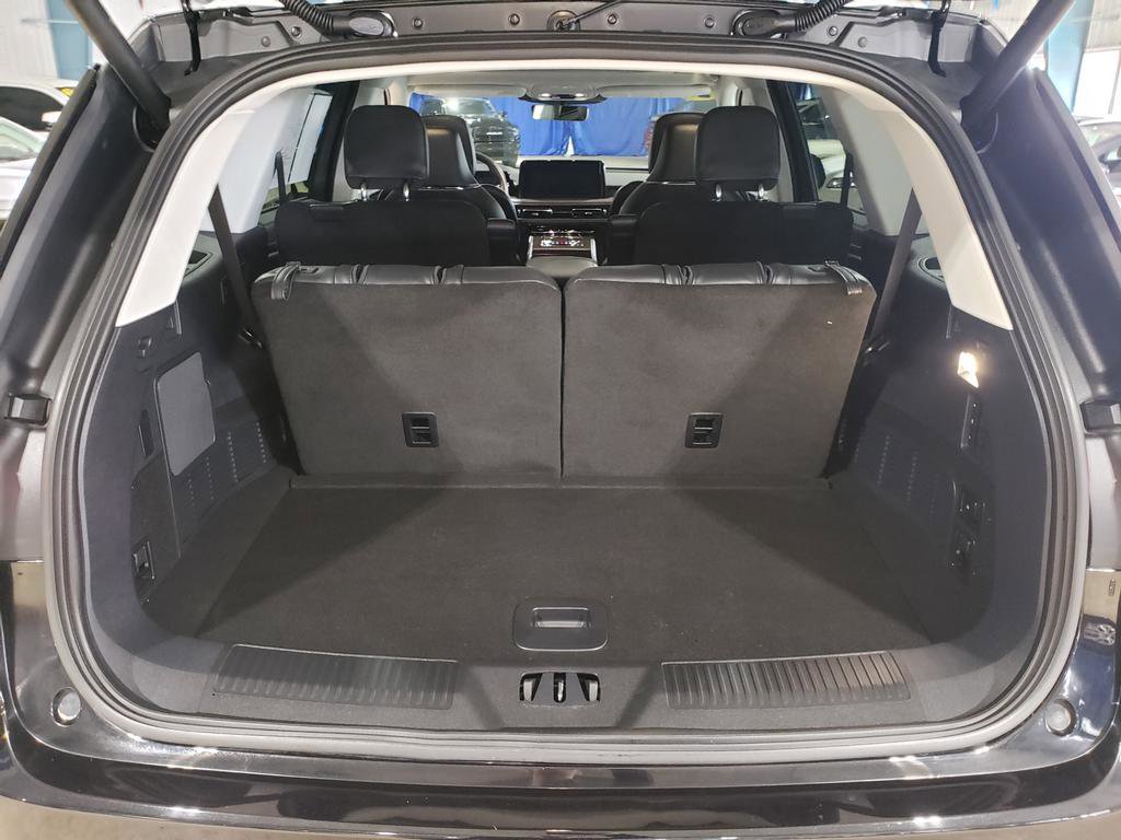 Used 2025 Lincoln Aviator Reserve w/ Equipment Group 201A image 5