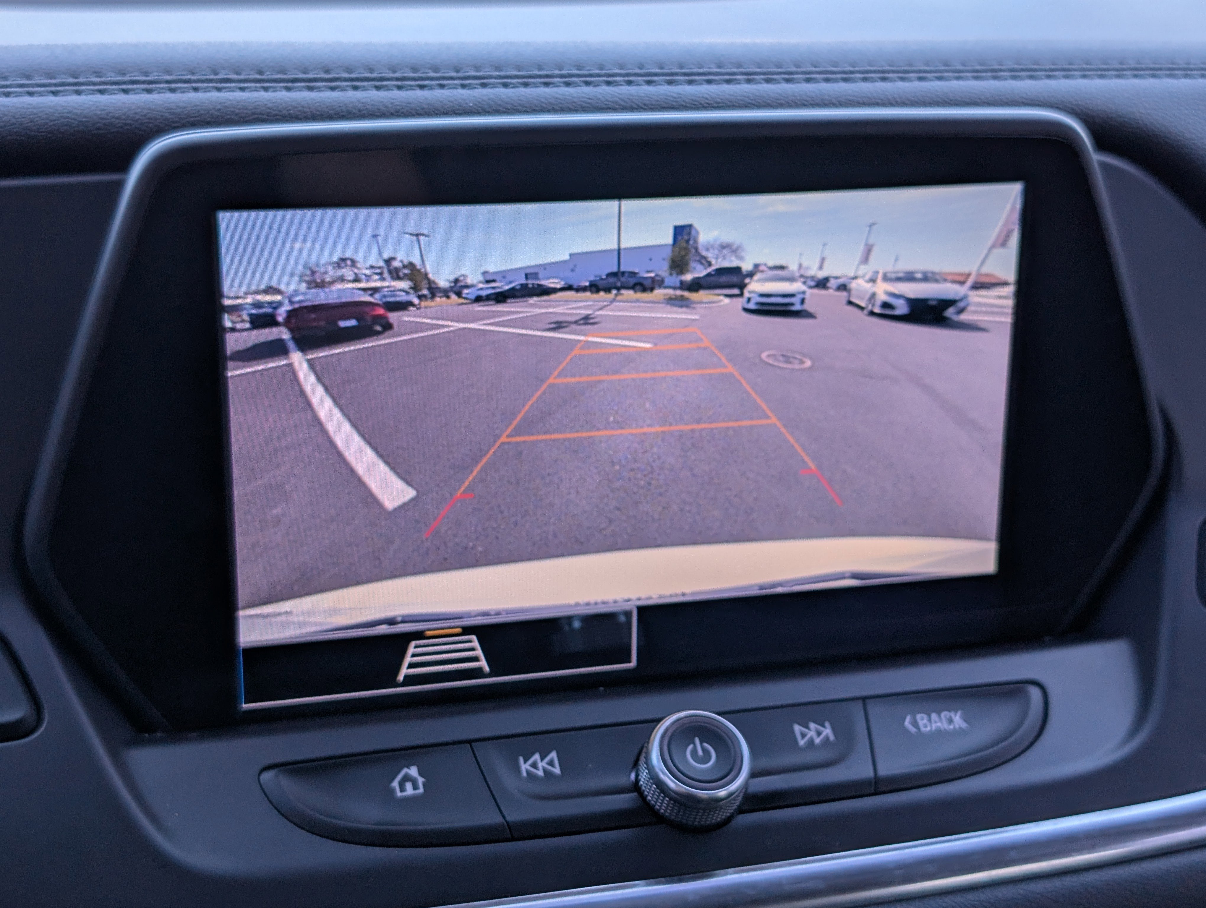 Used 2022 Chevrolet Blazer LT image 18