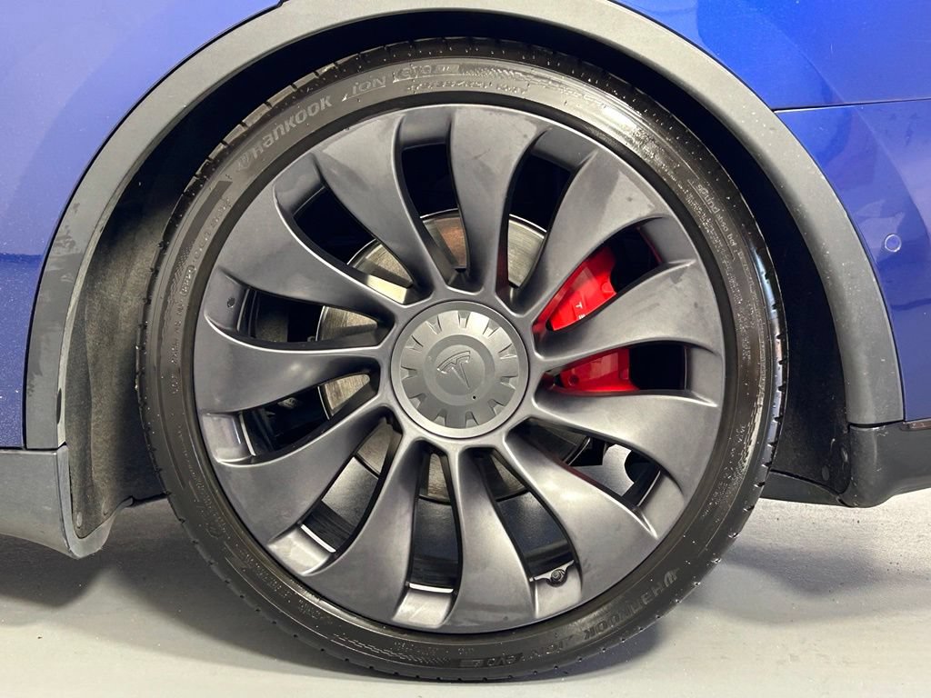 Used 2021 Tesla Model Y Performance AWD/4WD image 32