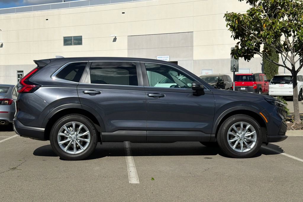 Certified 2025 Honda CR-V EX image 3