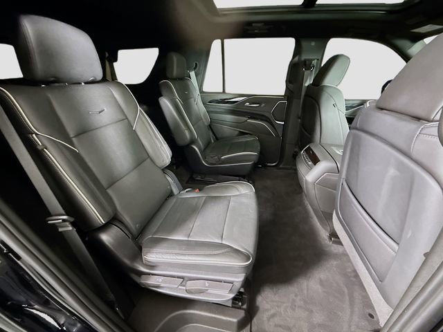 Used 2023 Cadillac Escalade Sport w/ LPO, Illumination Package AWD/4WD image 29