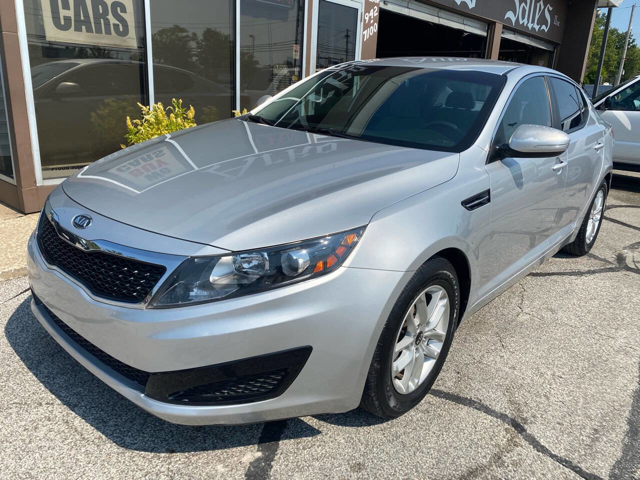 Used 2011 Kia Optima LX w/ Convenience Pkg image 1