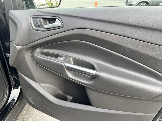 Certified 2018 Ford Escape Titanium image 36