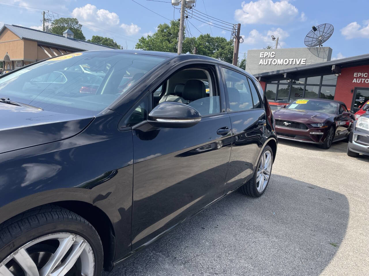 Used 2015 Volkswagen Golf SEL image 10