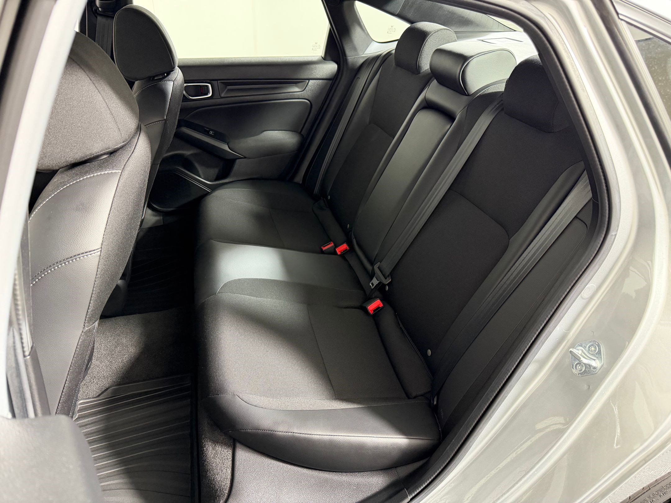 Certified 2025 Honda Civic FWD Hybrid Sedan image 12