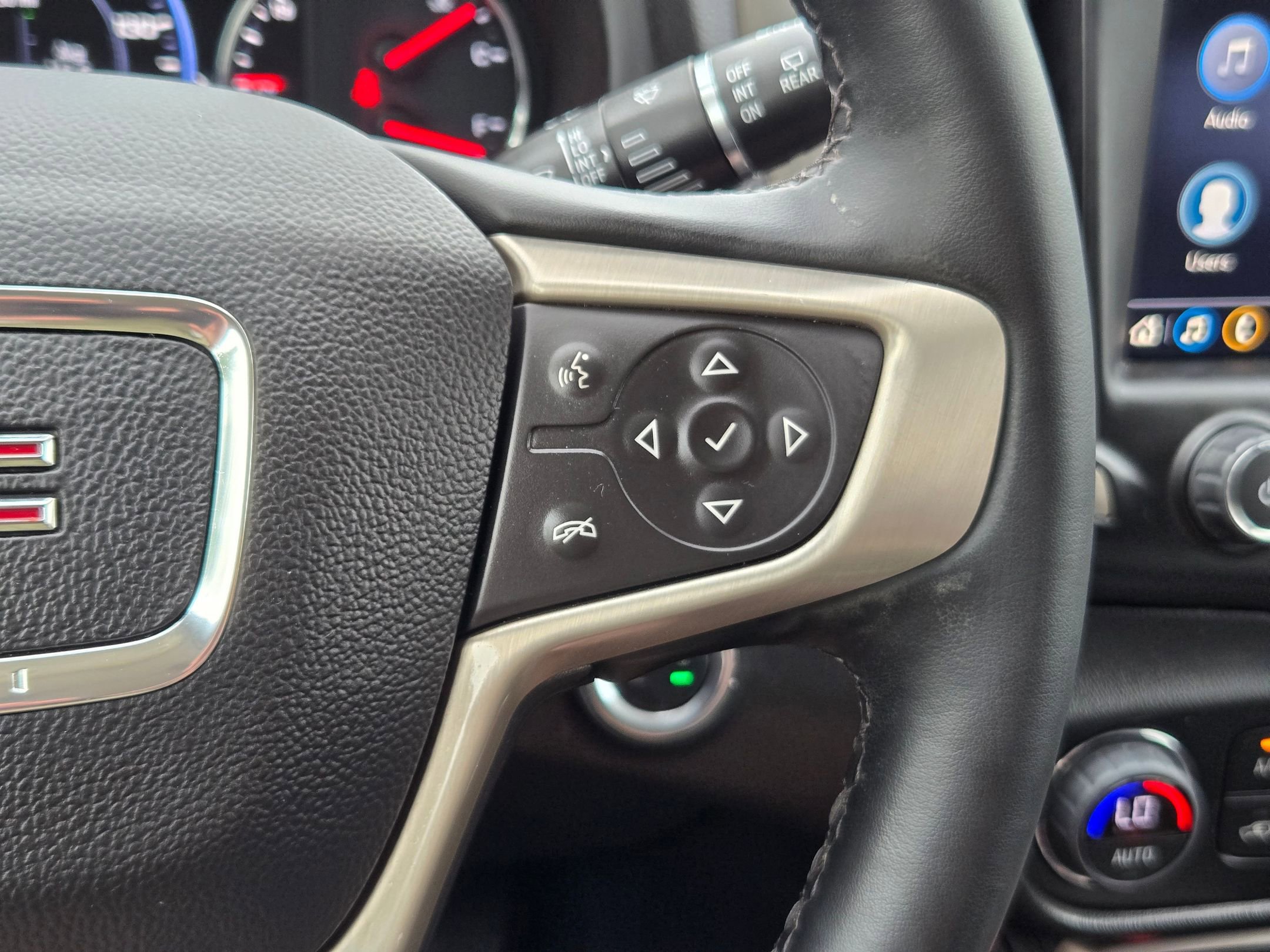 Certified 2023 GMC Terrain Denali w/ Denali Premium Package AWD/4WD image 13
