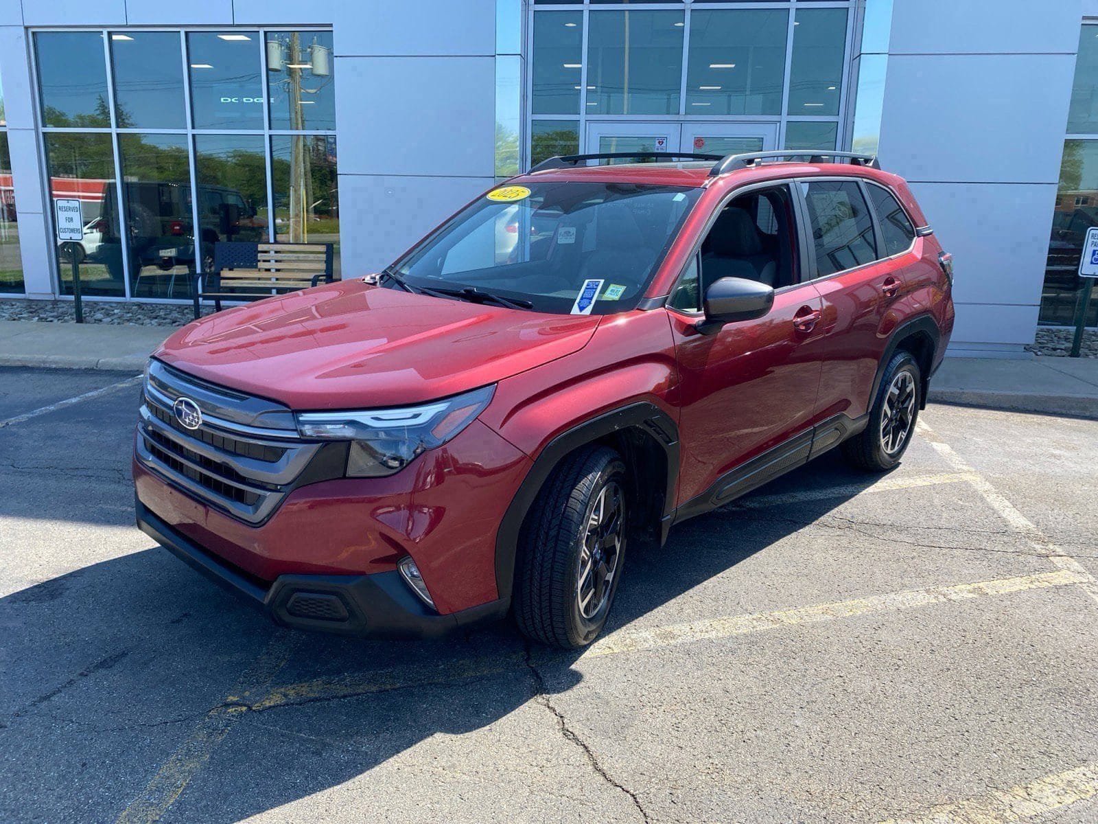 Used 2025 Subaru Forester Premium AWD/4WD image 1