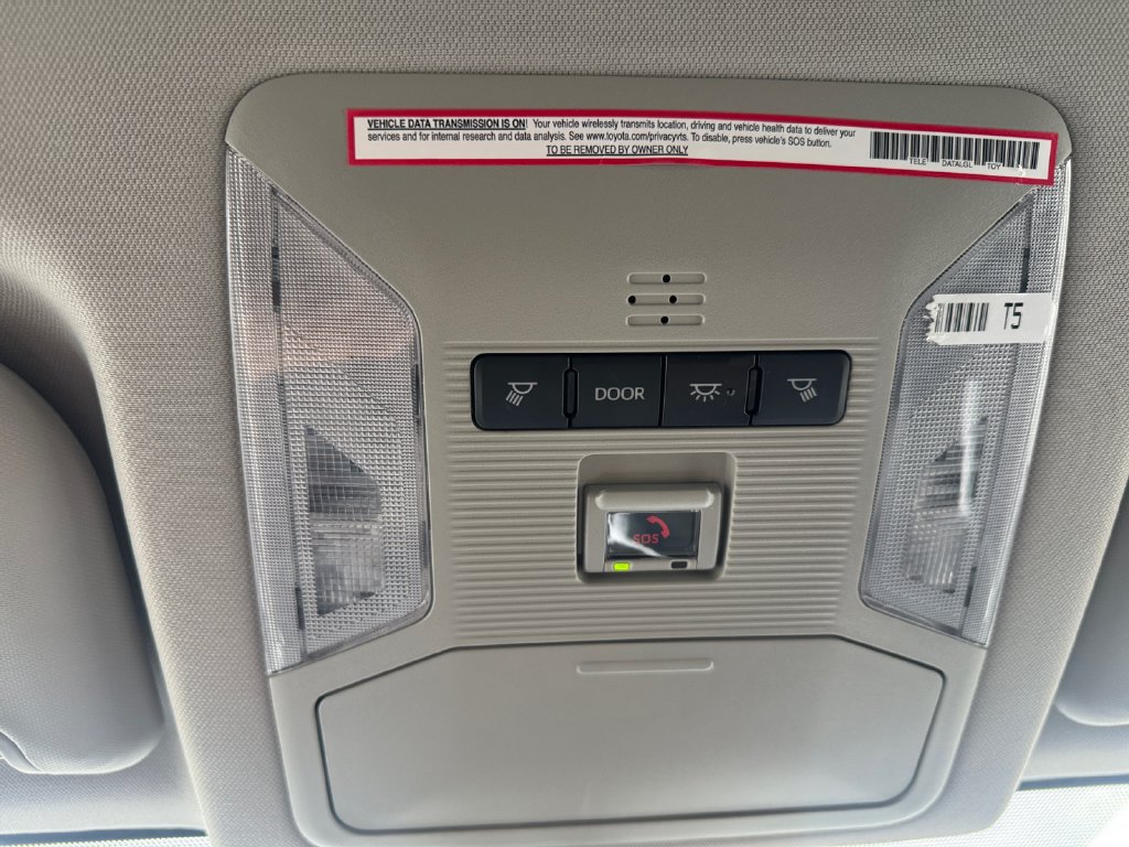 Used 2024 Toyota RAV4 LE AWD/4WD image 26