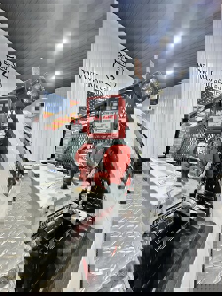 Used 2021 Ford F250 XL w/ Power Equipment Group image 4