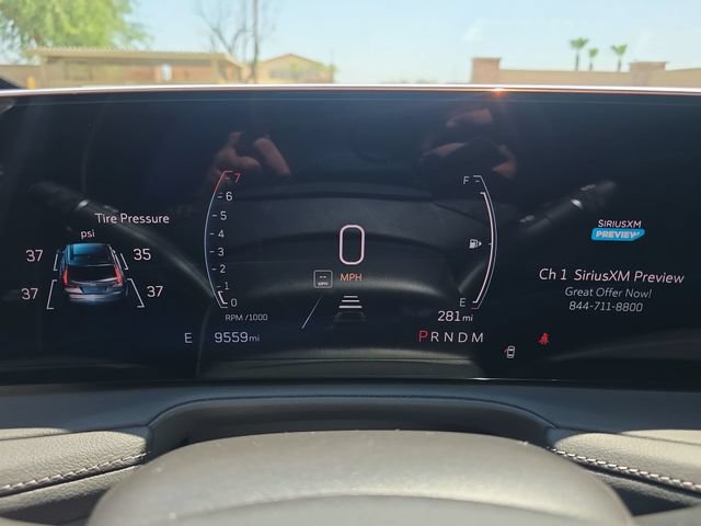 Certified 2025 Cadillac XT4 Premium Luxury FWD image 11