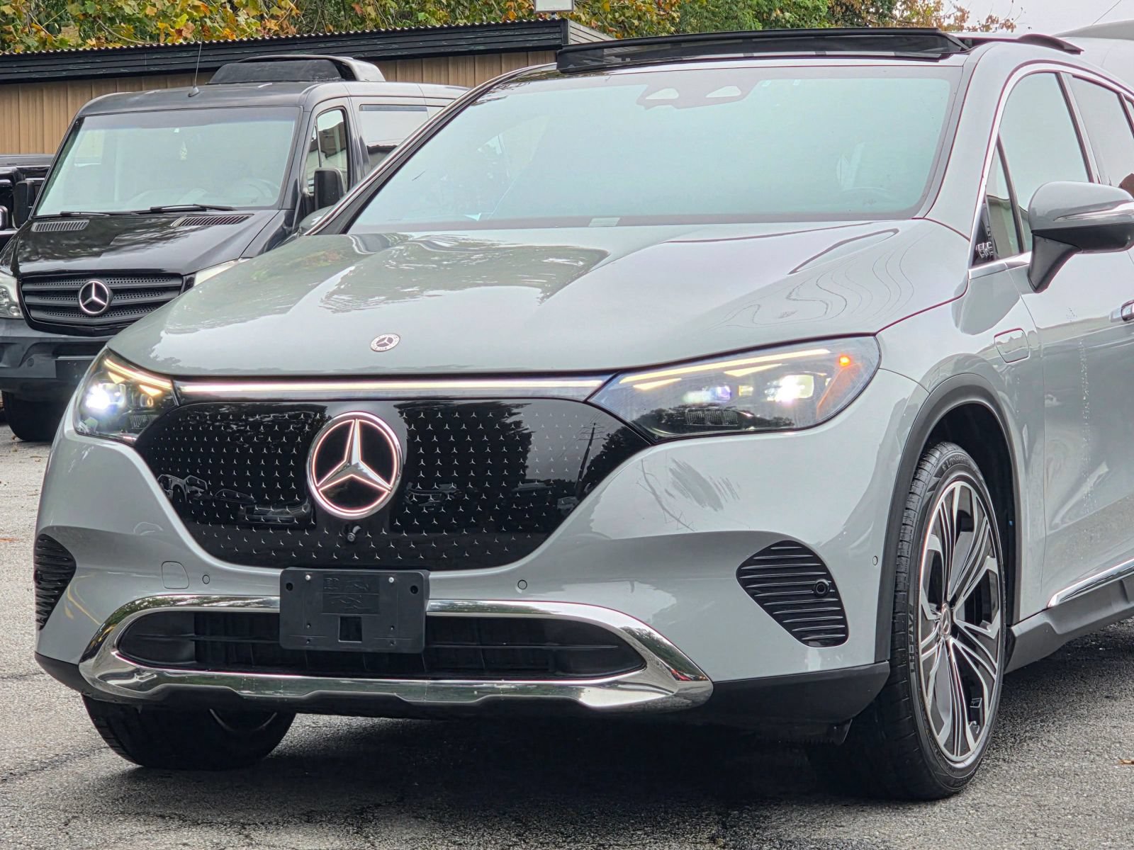 Used 2023 Mercedes-Benz EQE 350+ 4MATIC SUV w/ Exclusive Trim Package image 2