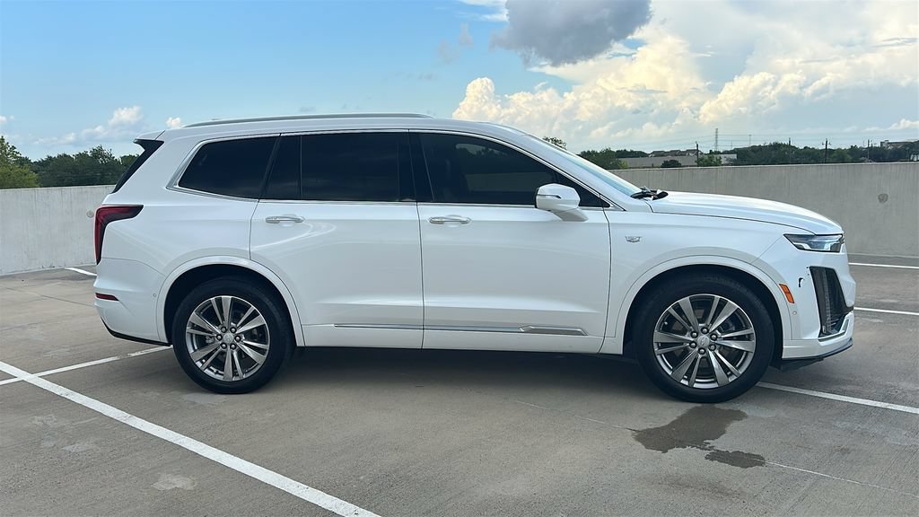 Used 2024 Cadillac XT6 Premium Luxury w/ Technology Package FWD image 14
