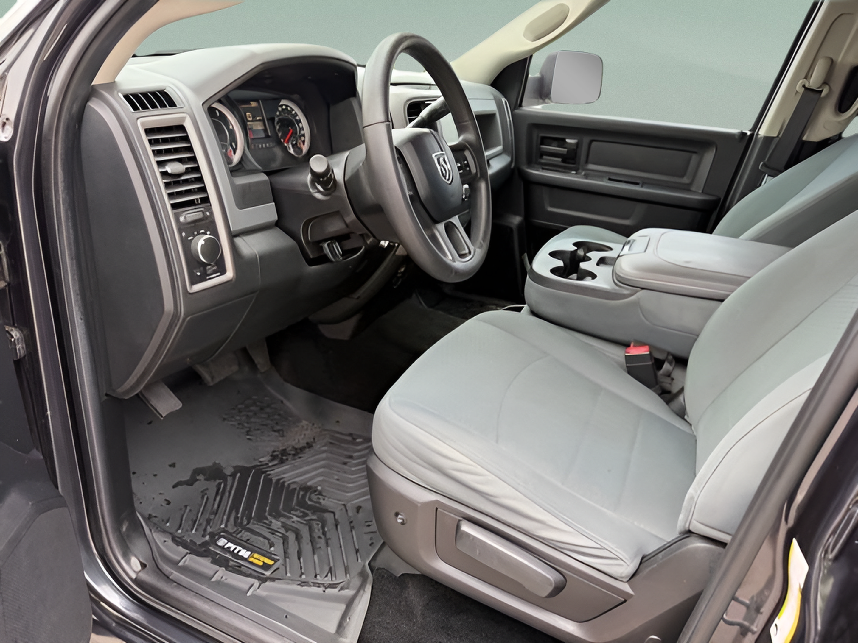 Used 2016 RAM 2500 Tradesman w/ Chrome Appearance Group AWD/4WD image 9