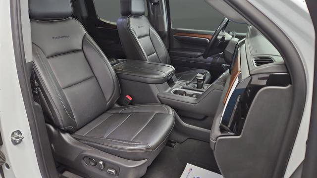 Used 2023 GMC Sierra 1500 Denali w/ Denali Reserve Package AWD/4WD image 24