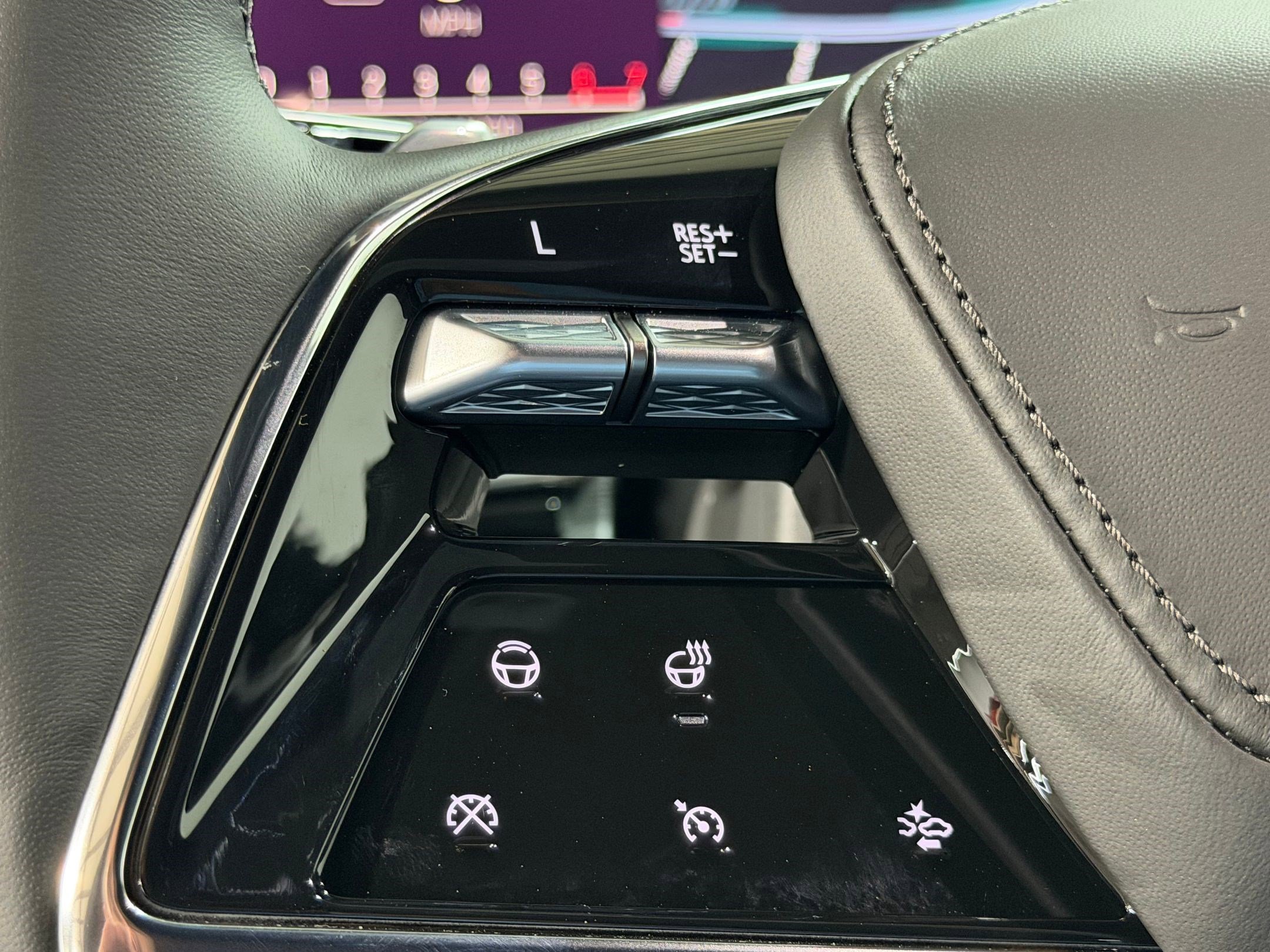 New 2026 Cadillac Escalade ESV Platinum Sport image 15