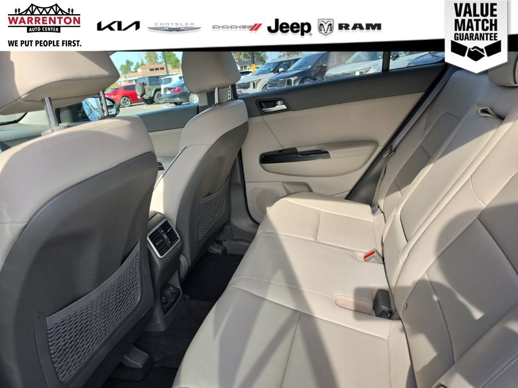 Used 2018 Kia Sportage EX AWD/4WD image 9