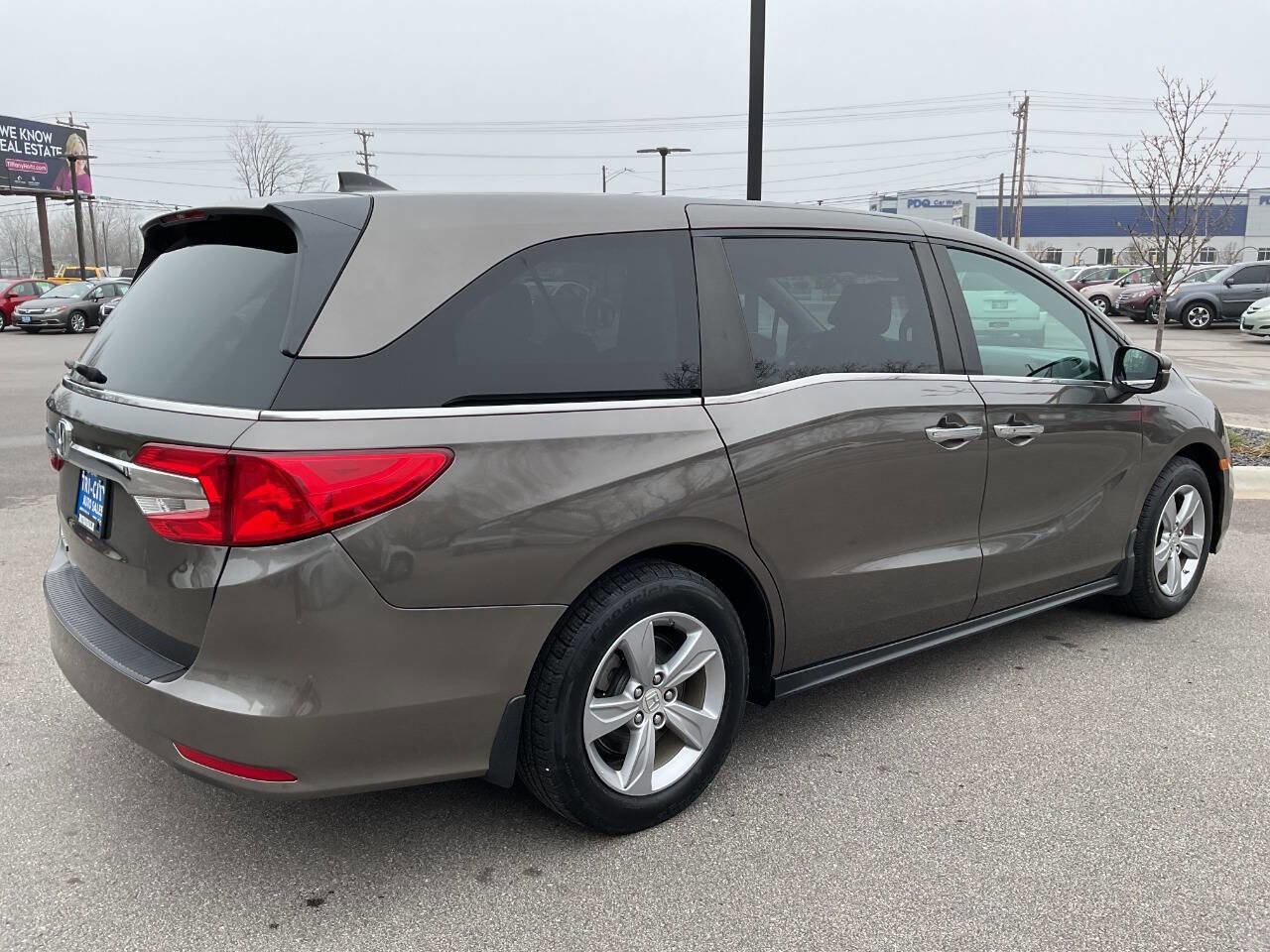 Used 2018 Honda Odyssey EX image 7