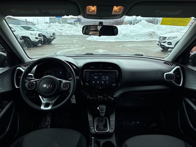 Used 2021 Kia Soul LX image 11