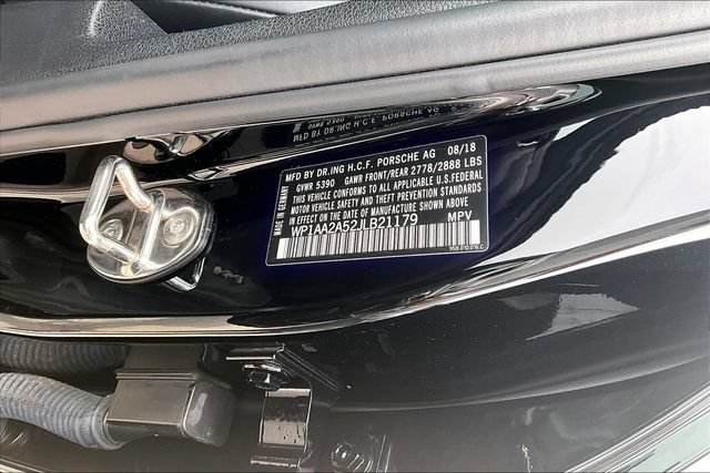 Used 2018 Porsche Macan AWD/4WD image 35