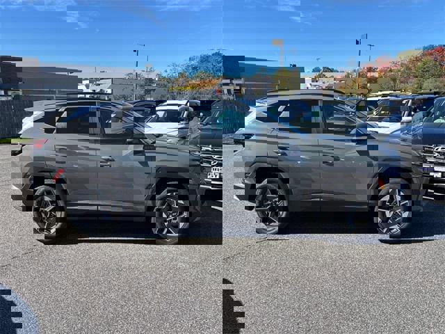 New 2026 Hyundai Tucson SEL image 2