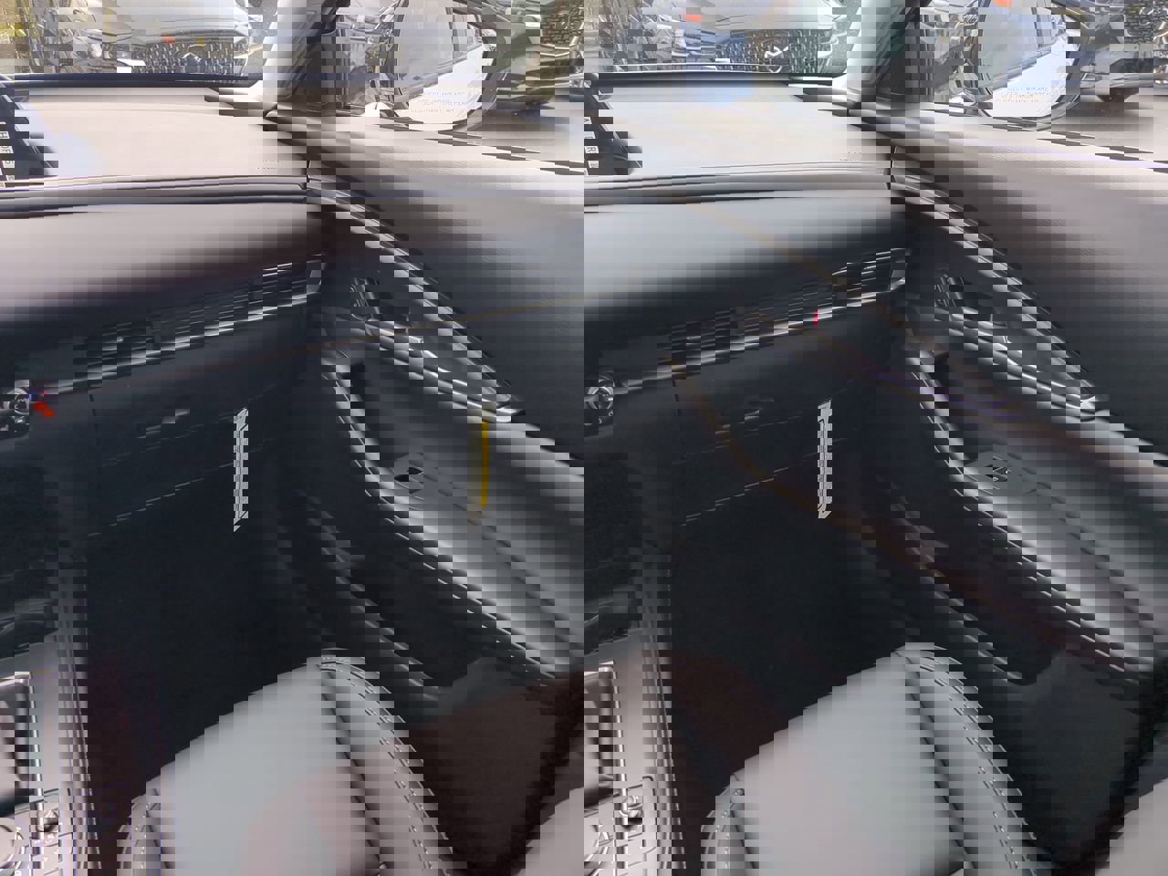 New 2026 MAZDA CX-30 AWD 2.5 S w/ Select Sport Pkg image 17