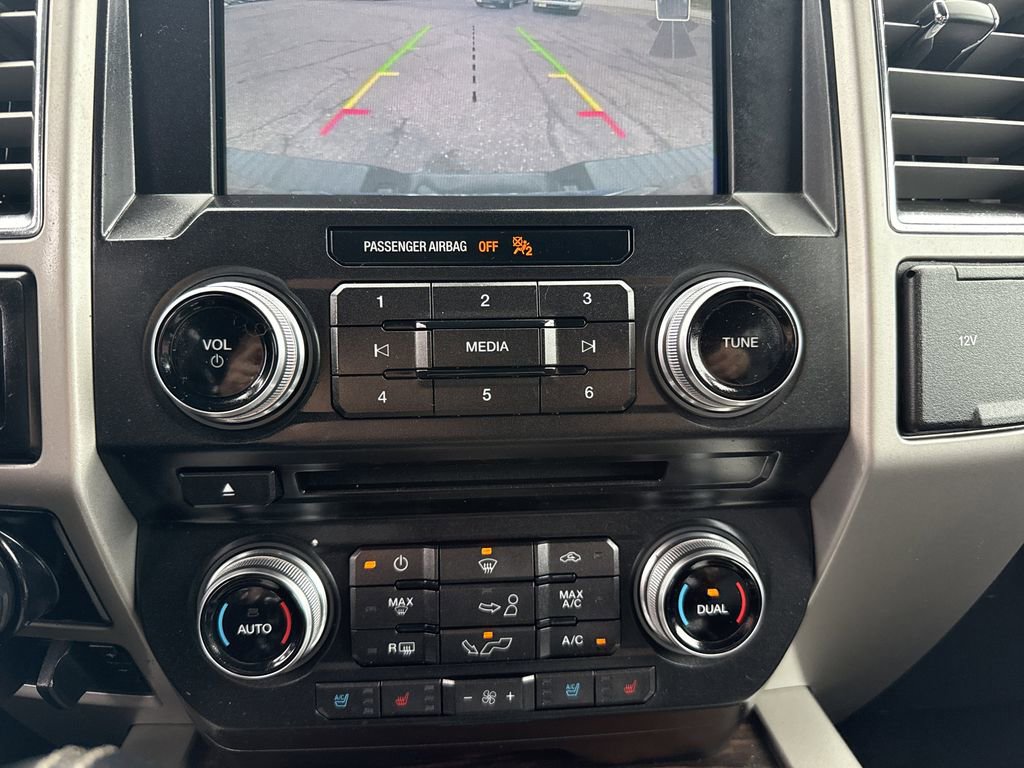 Used 2016 Ford F150 Lariat w/ Equipment Group 502A Luxury image 22