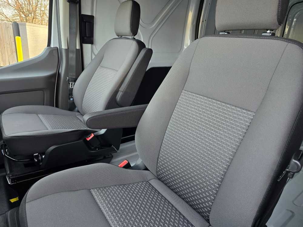 New 2026 Ford Transit 250 148 Medium Roof image 15