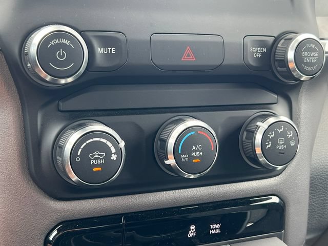 Used 2022 RAM 1500 Big Horn AWD/4WD image 25