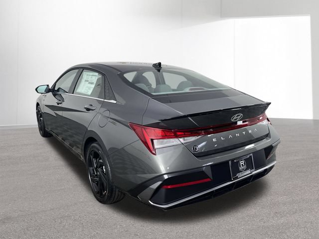 New 2026 Hyundai Elantra SEL Sport Premium FWD image 36