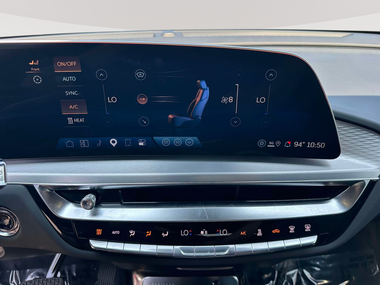 Certified 2025 Cadillac Lyriq Luxury RWD image 11